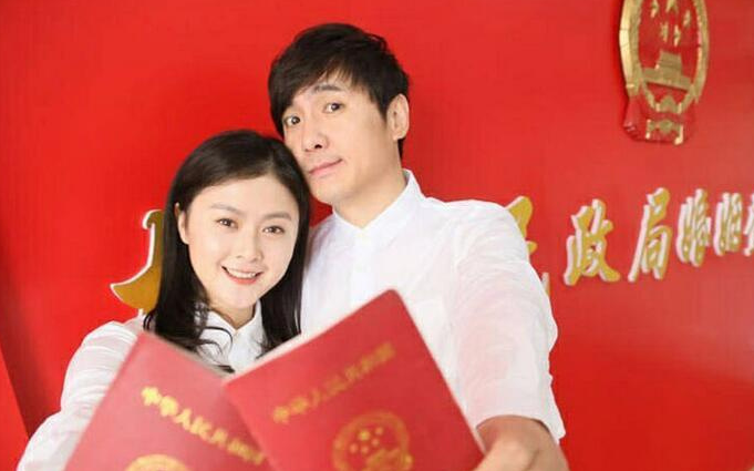 沈腾@41岁沈腾一家近照, 丈母娘长得比老婆还美, 网友: 这才是人生赢家