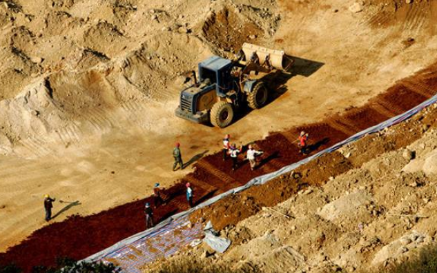 稀土出口|中国稀土出口锐减7成，美国被迫提出“新”要求，中国：不可能