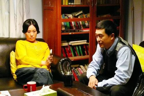 #何妤玟#43岁女星结束8年豪门婚姻：那个看似完美的丈夫，其实最可怕