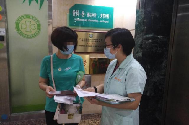 「蝴蝶」21岁小伙突然“长高”3厘米!身形异常千万要重视