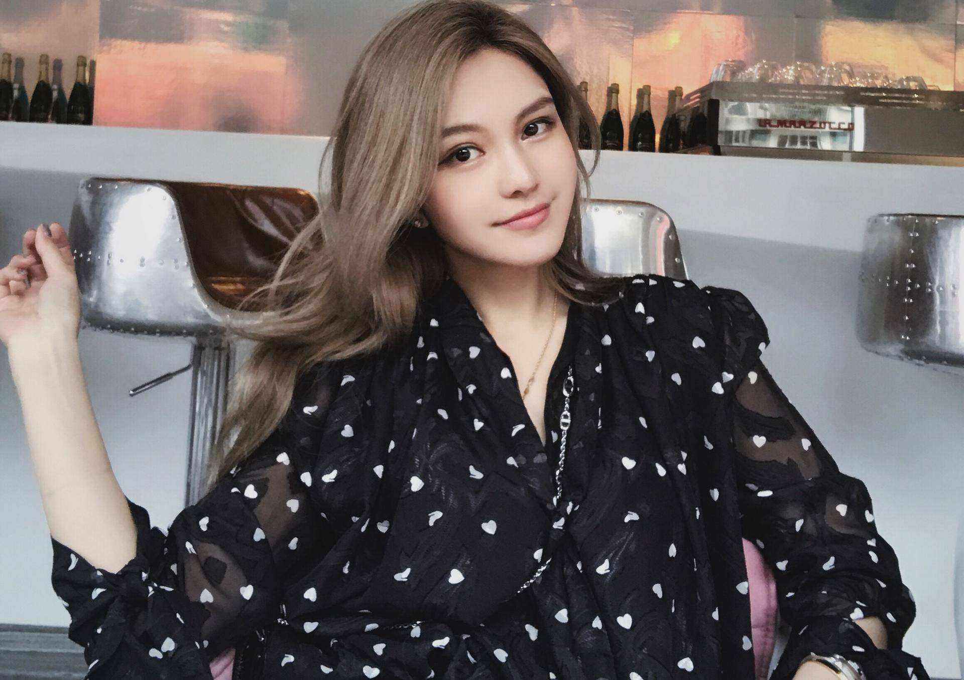 周扬青|31岁周扬青豪宅曝光，价值上亿装修奢华，网友：怪不得分手有底气