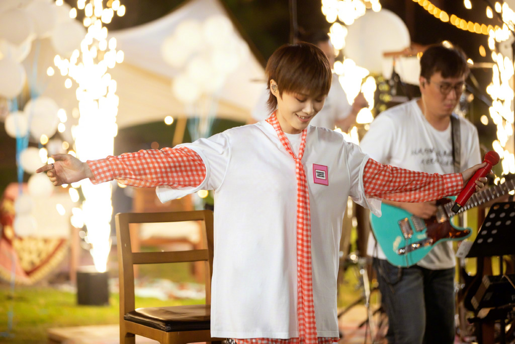 李宇春|李宇春救了《中国好声音》？15年后最能打的偶像，果然还是她！