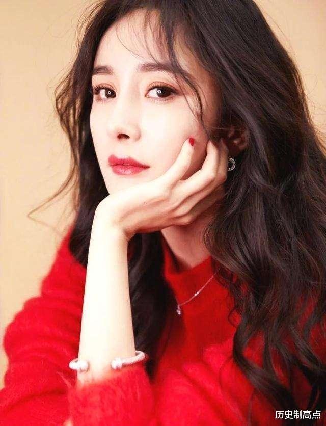 「」某些明星已成候鸟，疫情来了去国外，国外有疫情了又回国内避难