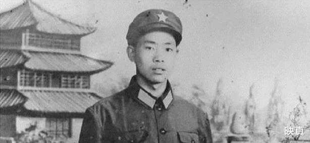 「案件通报」儿子牺牲20年，妈妈才攒够路费去看他，在儿子墓前哭成泪人