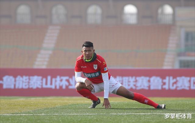 #山东鲁能#看走眼了?前鲁能金靴级中锋转会新东家表现糟糕,未来或遭退货!