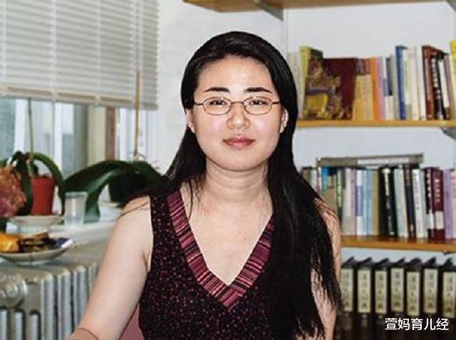 ##21年前为留在美国，甘愿嫁给大24岁导师的才女田晓菲，现状如何？