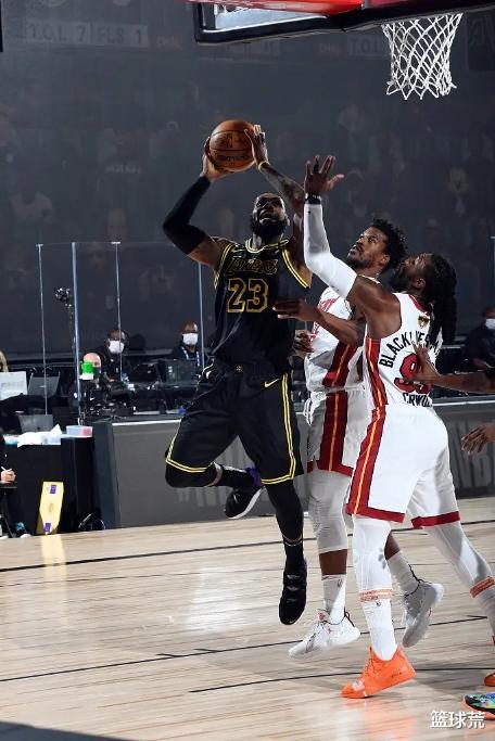 安东尼·戴维斯|输热火后，浓眉哥指出球队最大问题，卡鲁索揽责，老詹下最后通牒