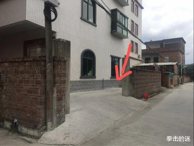 『花都』两男童车内窒息身亡！家属要求车主担责道歉，法律界人士这样说……