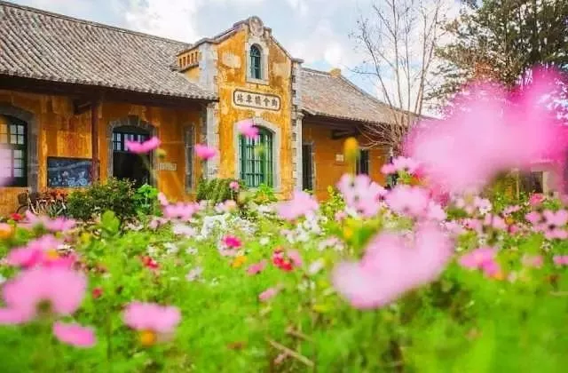 云南|比大理静谧，比丽江舒服！昆明旁这座云南最慢小城，去一趟相当出国！