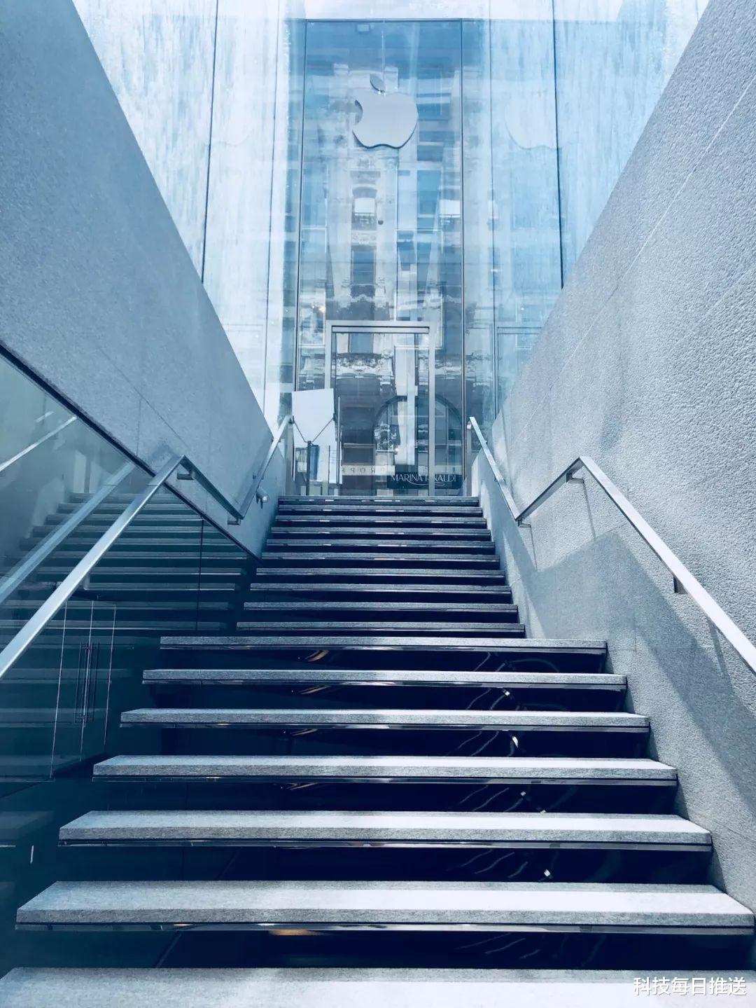 苹果公司|将iPhone越做越丑的苹果公司,却将线下店越建越美?