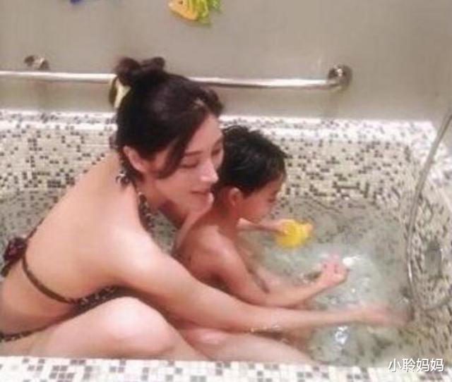 李嘉欣■李嘉欣再晒和儿子的“亲吻照”,网友忍不住吐槽:还要不要脸了?