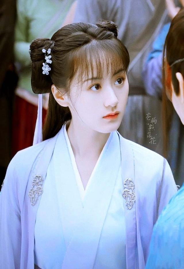 琉璃美人煞|《琉璃美人煞》女主精修海报颜值和剧里实际颜值差别有点大