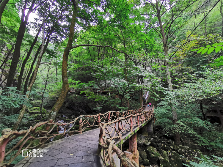秦岭|藏在西安秦岭的“小九寨”，人少景美，超适合避暑！你去过吗