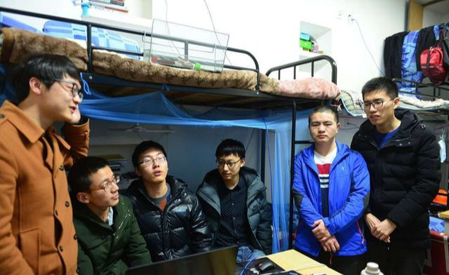 『考试』高考刚好踩线，考生不选择复读，却选择“走专科”？原因很真实！