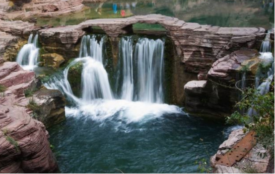 龙潭大峡谷|国内绝美的5A景区，宁可亏损也不宰客，游客表示：完美无瑕