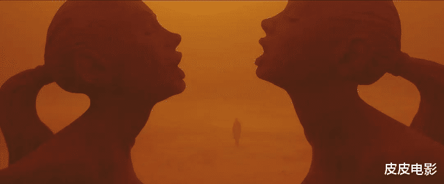 银翼杀手2049|被美国人捧上神坛的科幻片，国内上映后水土不服，被我们拉下神坛