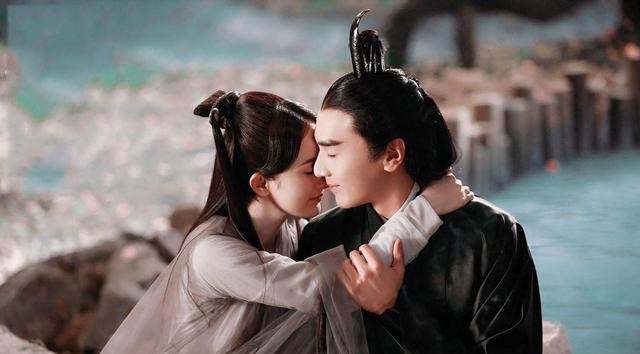 【李连杰】《三生三世十里桃花》白浅为什么觉得自己爱上的是夜华而不是墨渊？