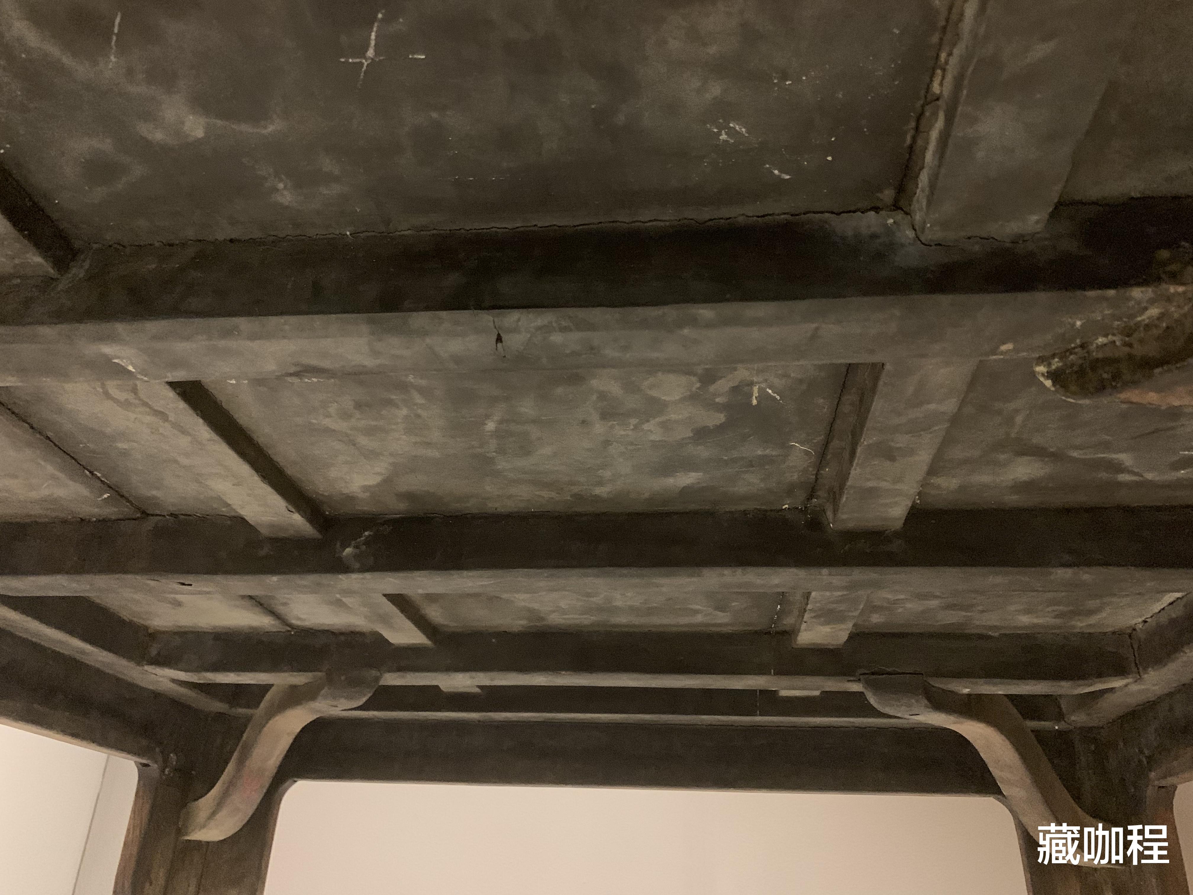 ##黄花梨方桌97万成交，顶一对包镶大四件柜