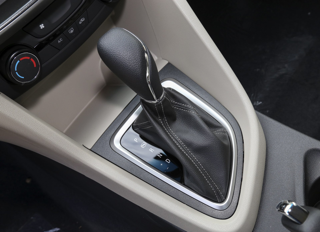 自动挡|降至7.79万的别克英朗，自动挡+四轮独悬，家用代步很值得