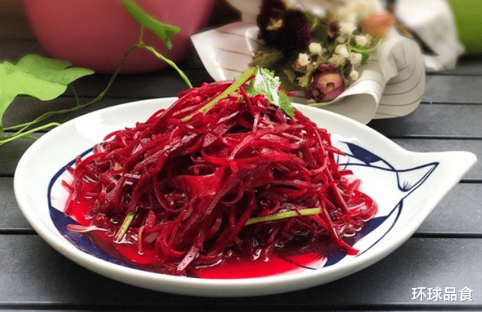 凉拌|它是天然的“补血库”，隔三差五吃一次，气血双补，脸色越来越红润