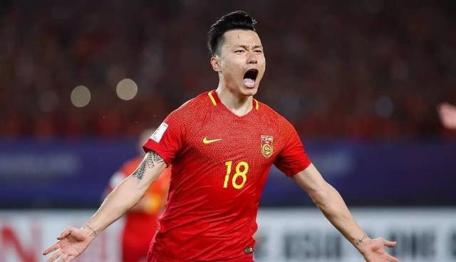 曼联:身价暴跌400万元!恒大旧将走下坡路,被国足放弃,成归化牺牲品