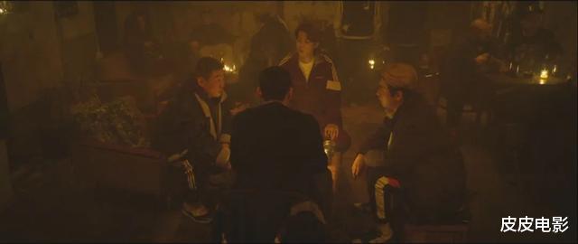 李帝勋■韩国人又破了我们想象的尺度，这部电影里这个贫富悬殊的世界，令我咋舌