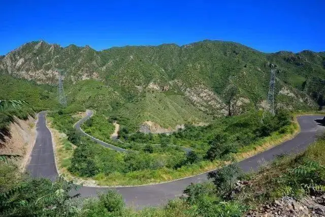 [自驾]五一小假期，自驾之旅，京郊16条醉美的公路，总有一款适合您！