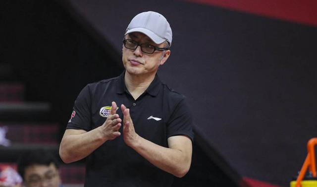 『辽宁男篮』郭士强非最大罪人！辽宁换帅也赢不了强队 无能老总该下课了？