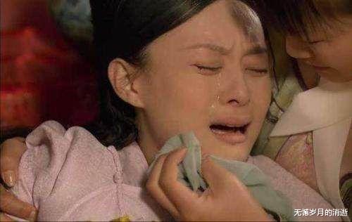 甄嬛|甄嬛诞下龙凤胎时,被子上为何撒满菊花?其实是掩盖不可告人的秘密