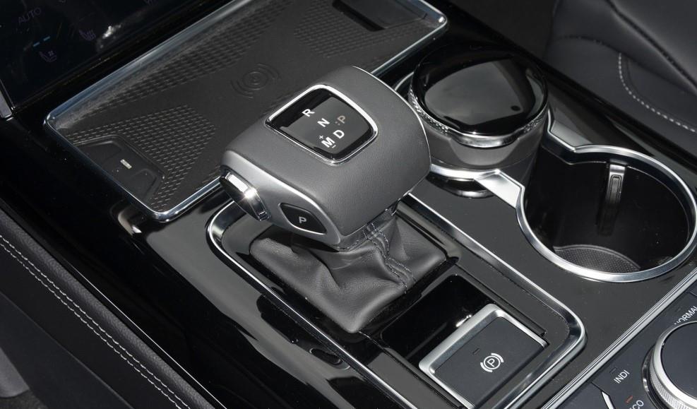 红旗hs7：41.2万喜提红旗HS7，开了5000公里，车主：憋了一肚子话要说