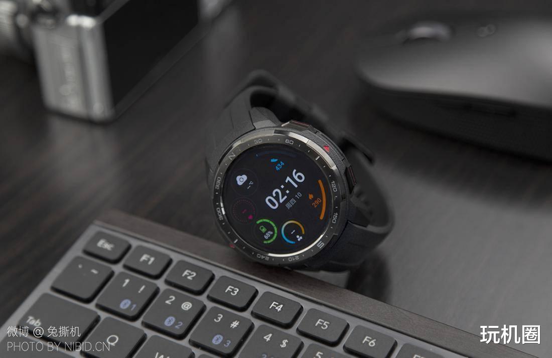 荣耀|兔撕机测评：创业压力最大的一年，荣耀手表GS Pro陪我守住健康