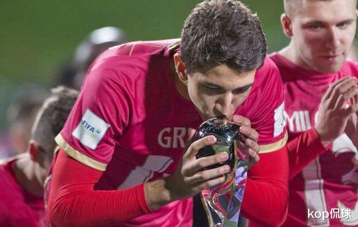 【】红军新图雷没机会！身价2500万被4大豪门疯抢，渣叔首签宣告失败