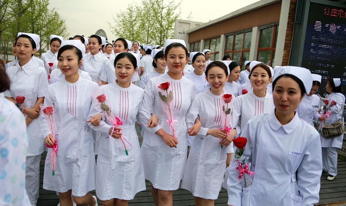 ：大学单身率特别高的专业！网友的真实体验