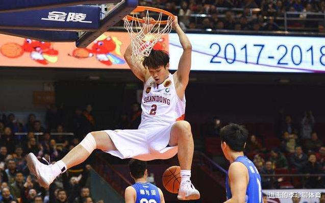 山东男篮|CBA: 小丁拿山东当猴耍,宏远锁定20+10外援高塔,徐杰再次出风头