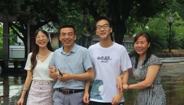 国防科技大学|国防科技大学到底有多牛？多名高考学霸放弃清华北大，选择科大