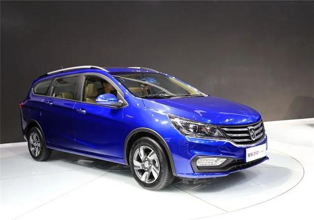 宝骏310|用车成本堪比新能源：这4款车最低3万起，百公里油耗4.2L，真香！