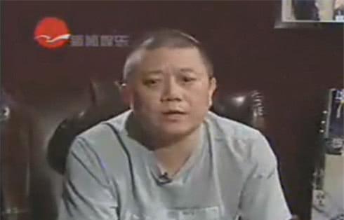 「冯小刚」京圈大佬聚会，陈道明一句话“放倒”冯小刚。网友：太狠、够味！