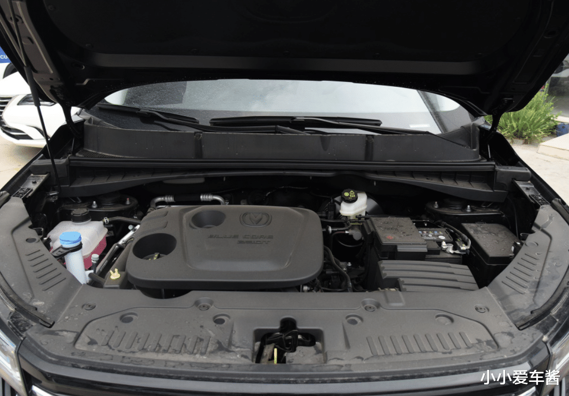 长安汽车|长安再添黑武士！每公里油耗3毛钱，搭蓝鲸1.5T，配L2级自动驾驶