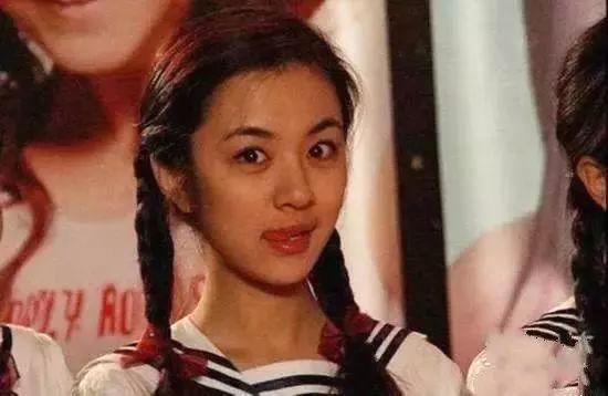 赵薇：赵薇考北影时有多美？她忘带准考证连老师都对她网开一面