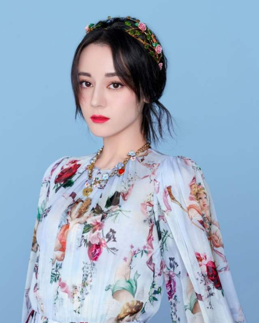 妲己|迪丽热巴被说无法演妲己，看到照片后，网友：太惊艳了！