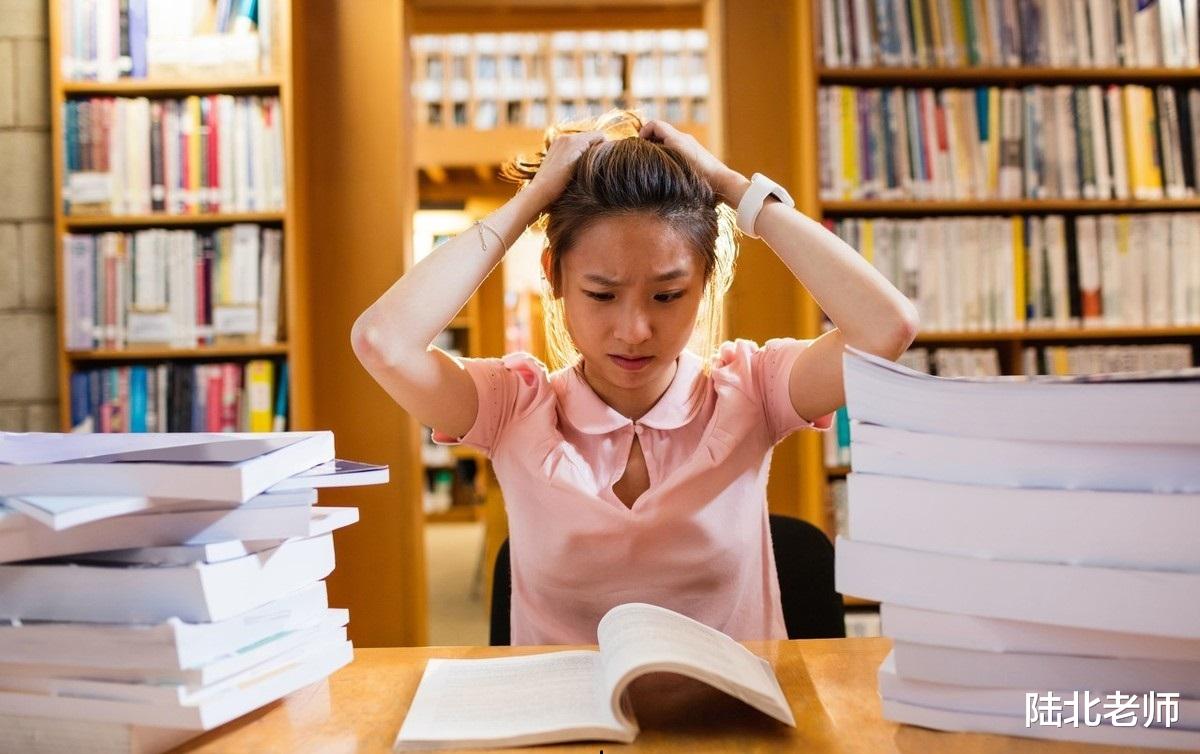 『北京市』这所二本大学分数比一般一本还高，低调到像大专，毕业全是公务员