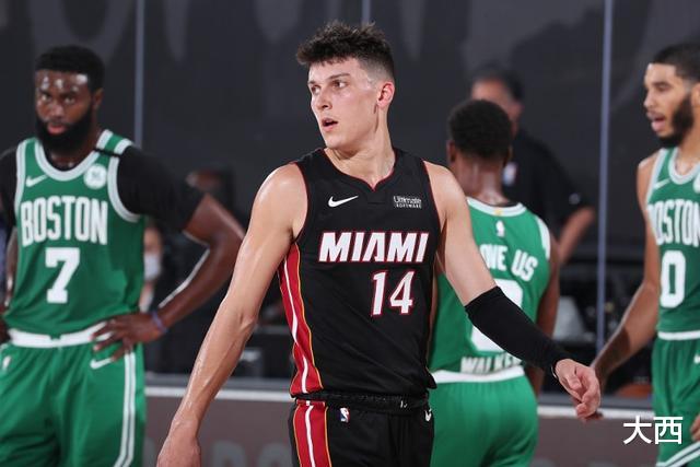 巴特勒|打到总决赛，巴特勒拿了310分，浓眉432分，老詹和热巴呢？