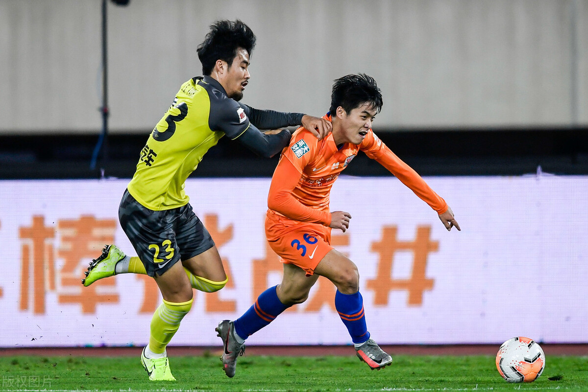 段刘愚|鲁能一切症结源于段刘愚，瞎搞溺爱“李老爹”，不下课能赢谁？