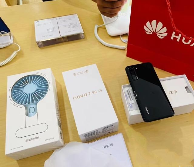 华为Nova|6月5G手机销量排行榜：小米遗憾落榜，第一竟是华为Nova系列的它