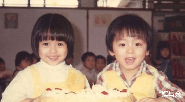 「梁咏琪」1999年，梁咏琪郑伊健恋爱惹怒大佬，几日后，\蛋糕门\传遍香港