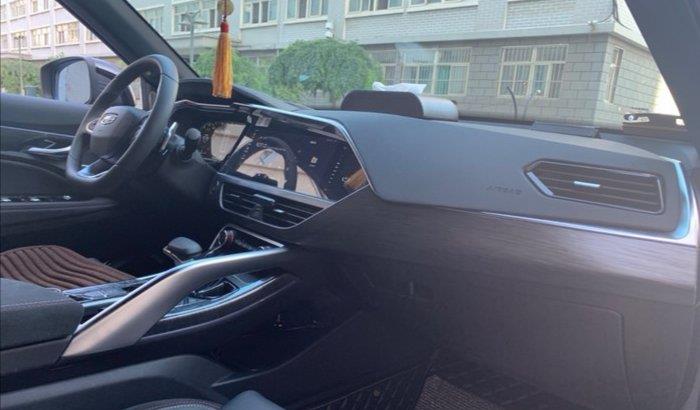 【吉利星越】吉利星越：好归好，没人买！