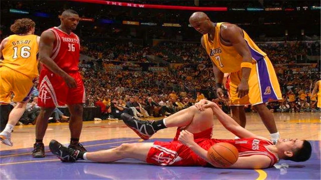 [姚明]终于破案了！姚明提前退役非伤病，麦迪曝出真正原因