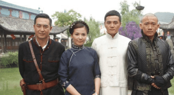 张嘉译■张嘉译用11部剧，都没带红“亲表弟”，只因脸长得太“凶”？