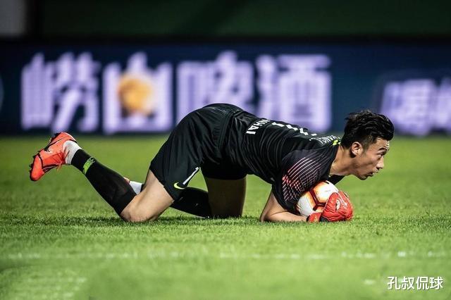 「张鹭」天津天海一前国脚或遭哄抢！因酒驾至今停赛，实力仍是中超顶尖级