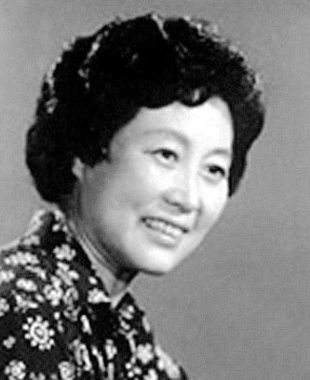 侦察记■54版《渡江侦察记》问世66年后，主角大多都已过世，唯刘四姐健在